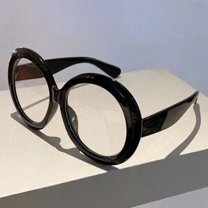 SHEIN Black Round Glasses